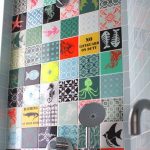 Mur en carreaux ciment à motifs