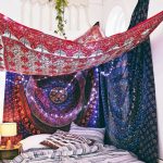 Votre chambre bohémienne avec des toiles à motifs